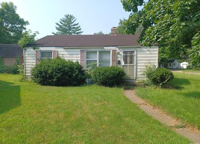 Property at 1424 Joyce Dr, South Bend, IN 46616, 2 beds, 1 bath