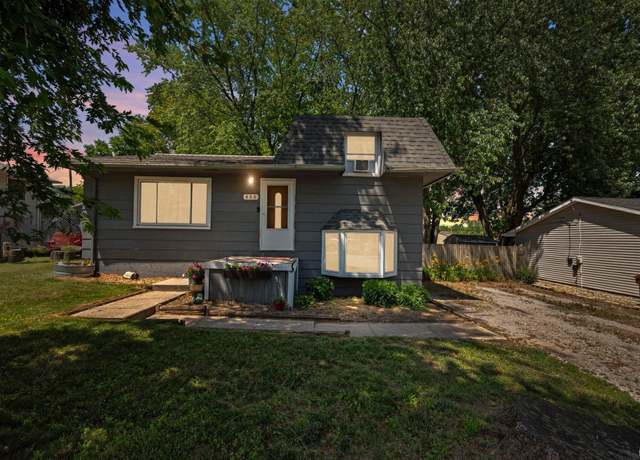 Property at 400 Heritage Rd, Monticello, IN 47960, 3 beds, 1 bath