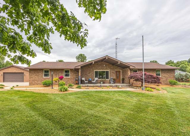 Property at 1376 N Hayland Dr, Jasper, IN 47546, 3 beds, 3 baths