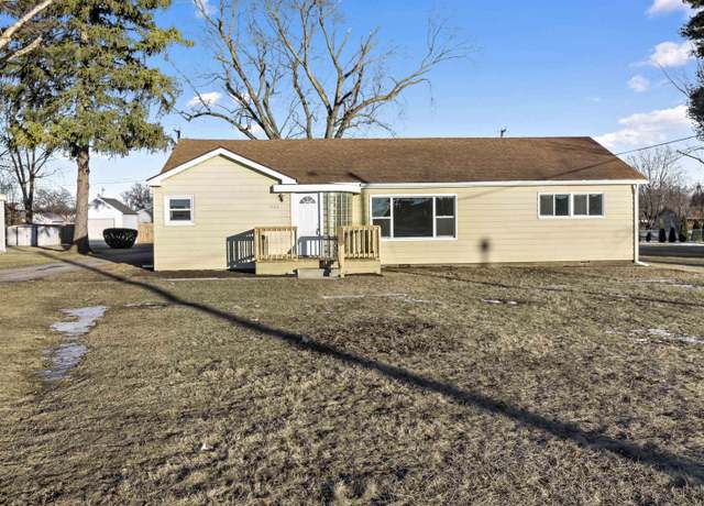 Property at 1106 N Western Ave, Marion, IN 46952, 3 beds, 2 baths