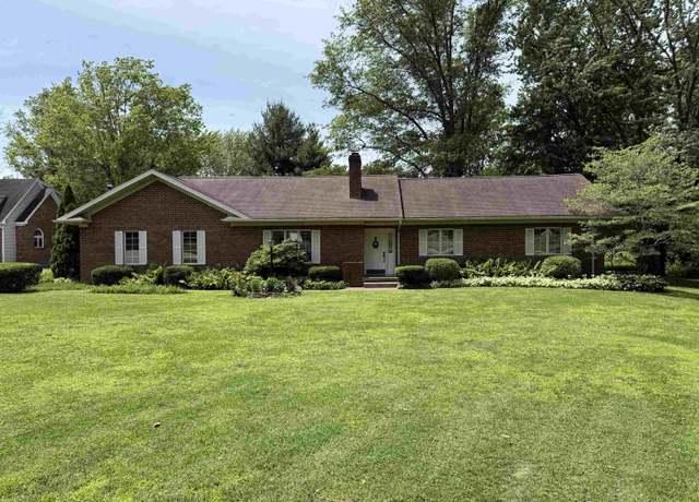 Property at 2807 Avondale Rd, Vincennes, IN 47591, 3 beds, 2.5 baths