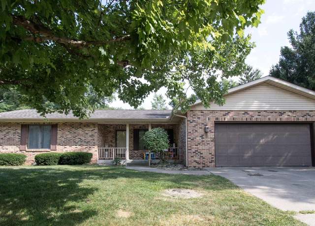 Property at 9075 W Harper Lake Rd, Kimmell, IN 46760, 3 beds, 2 baths