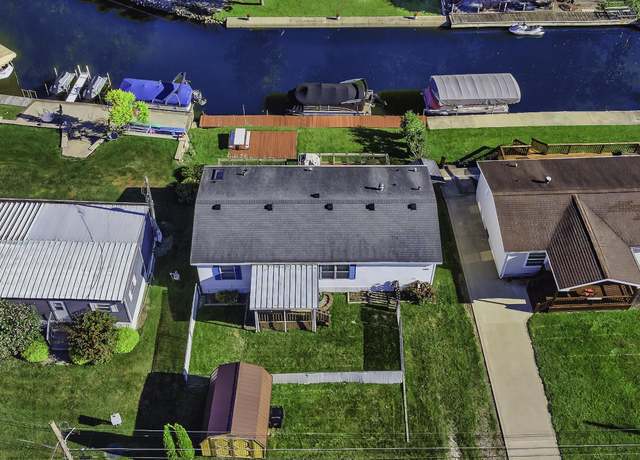 Property at 260 Lane 103 Crooked Lake Lk, Angola, IN 46703, 22 beds, 2 baths