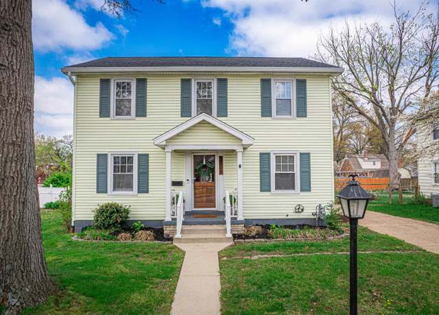 Property at 3008 E Oak St, Evansville, IN 47714, 4 beds, 1.5 baths
