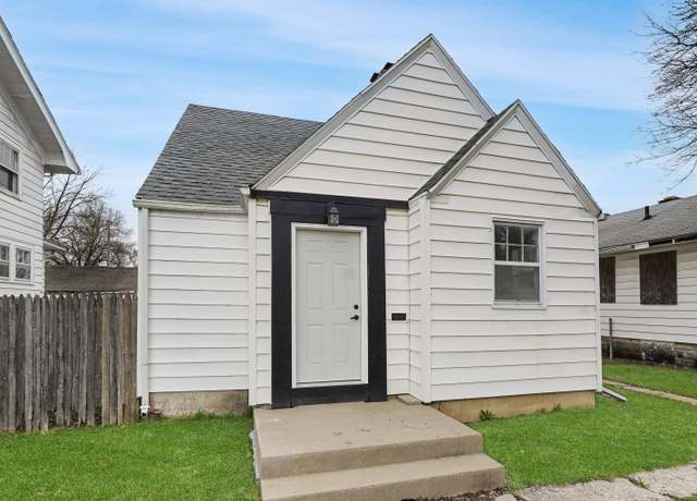 Property at 3022 Lillie St, Fort Wayne, IN 46806, 3 beds, 1 bath