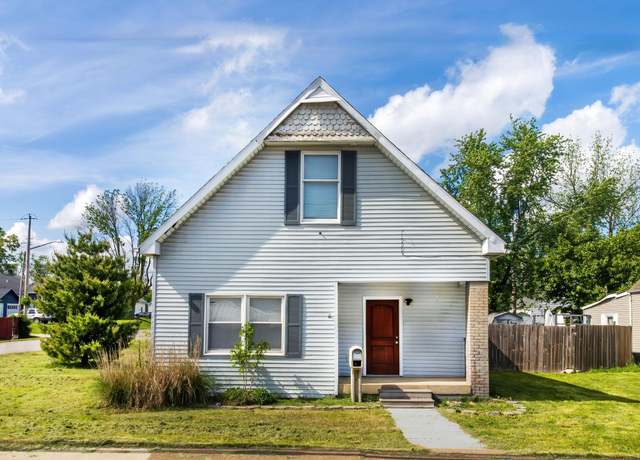 Property at 3325 Claremont Ave, Evansville, IN 47712, 3 beds, 2 baths