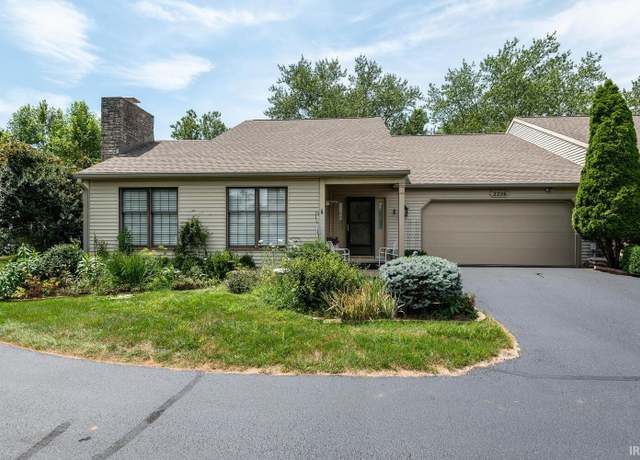 Property at 2226 E Cape Cod Dr, Bloomington, IN 47401, 3 beds, 2 baths