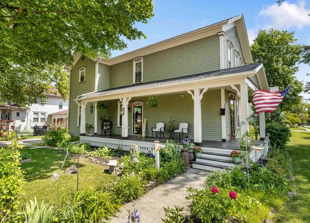 Property at 702 S Van Buren St, Auburn, IN 46706, 3 beds, 1.5 baths