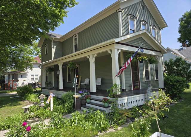 Property at 702 S Van Buren St, Auburn, IN 46706, 3 beds, 1.5 baths