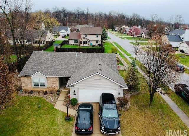 Property at 110 Spring Forest Ct, Fort Wayne, IN 46804, 3 beds, 2 baths