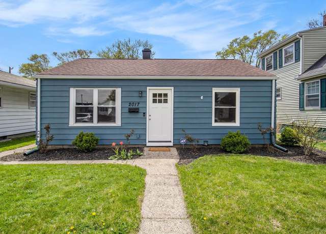 Property at 2017 Delaware St, Mishawaka, IN 46544, 2 beds, 1 bath