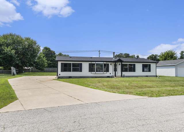 Property at 30894 Oaksprings Dr, Granger, IN 46530, 3 beds, 2 baths