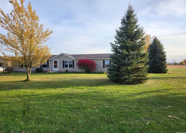Property at 3151 E 300 Rd S, Huntington, IN 46750, 3 beds, 2.5 baths