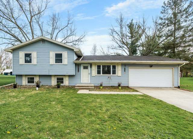 Property at 17746 Hartman St, South Bend, IN 46614, 4 beds, 2 baths