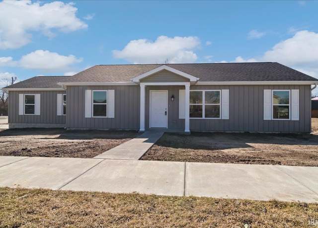 Property at 201 Carolina Dr, Vincennes, IN 47591, 3 beds, 2 baths