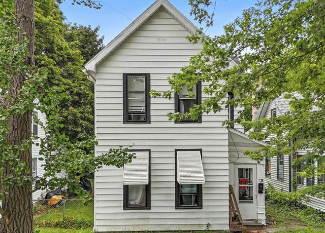 Property at 228 W Leith St, Fort Wayne, IN 46807, 3 beds, 2 baths