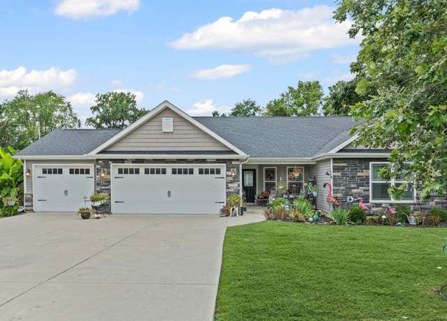 Property at 127 E Vine St, Delphi, IN 46923, 3 beds, 2 baths