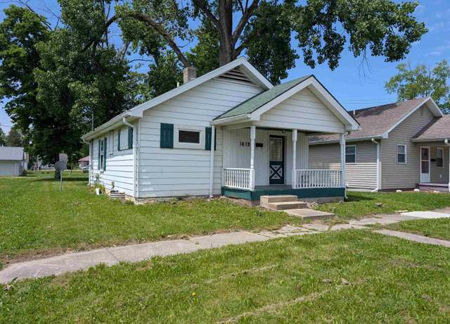 Property at 1419 College Ave, Vincennes, IN 47591, 2 beds, 1 bath