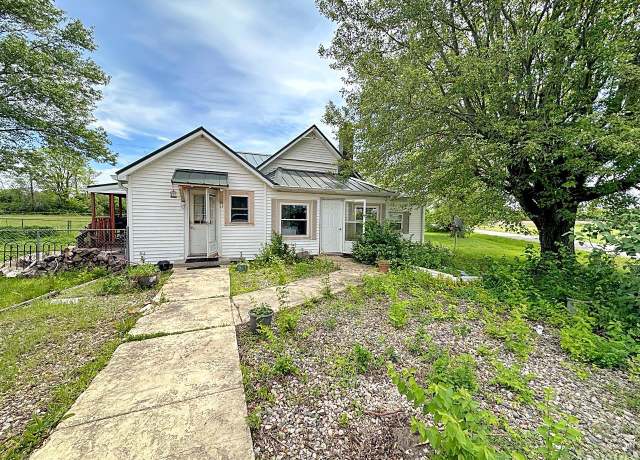 Property at 977 N Union Rd, Frankfort, IN 46041, 2 beds, 1 bath