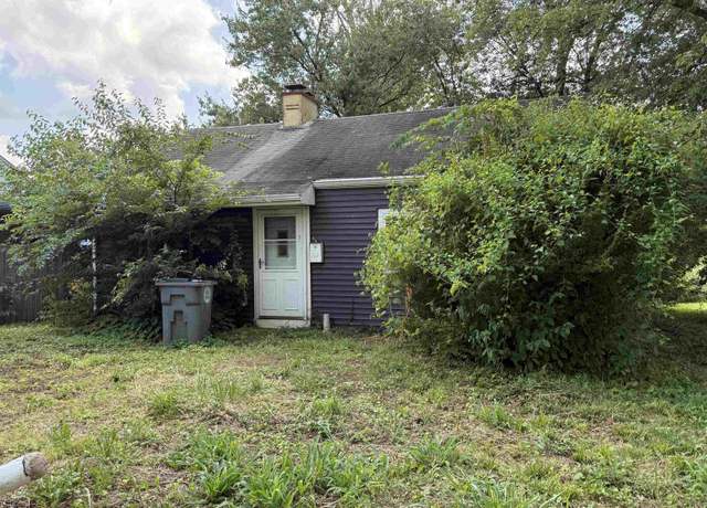 Property at 1525 SE Riverside Dr, Evansville, IN 47713, 2 beds, 1 bath