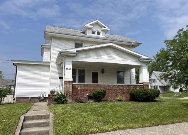 Property at 1655 Hinton Dr, Fort Wayne, IN 46808, 3 beds, 1.5 baths