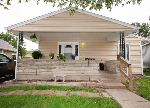 Property at 103 S 26th St, Lafayette, IN 47905, 2 beds, 1 bath