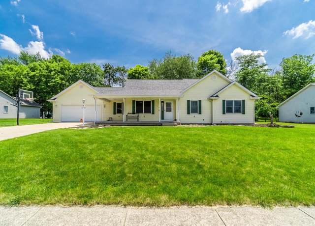 Property at 114 Whispering Ln, South Whitley, IN 46787, 3 beds, 2.5 baths