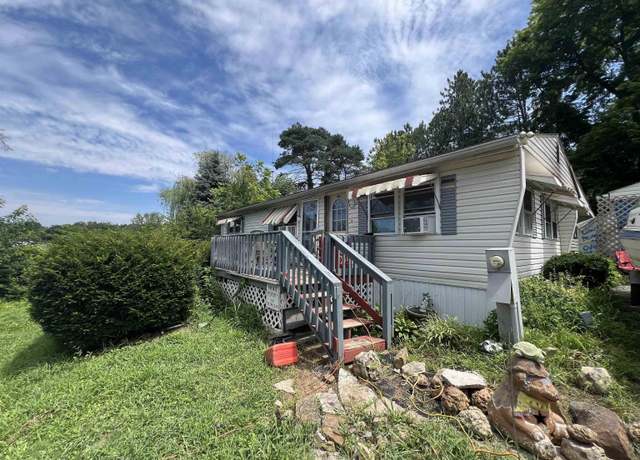 Property at 990 N Hartstrait Rd, Bloomington, IN 47404, 2 beds, 1 bath