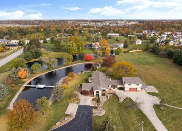 Property at 821 S Scott Rd, Fort Wayne, IN 46814, 7 beds, 8 baths
