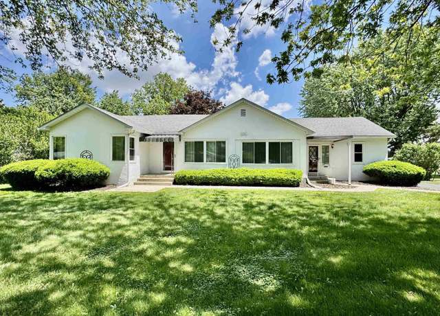Property at 2424 S Webster St, Kokomo, IN 46902, 3 beds, 2 baths