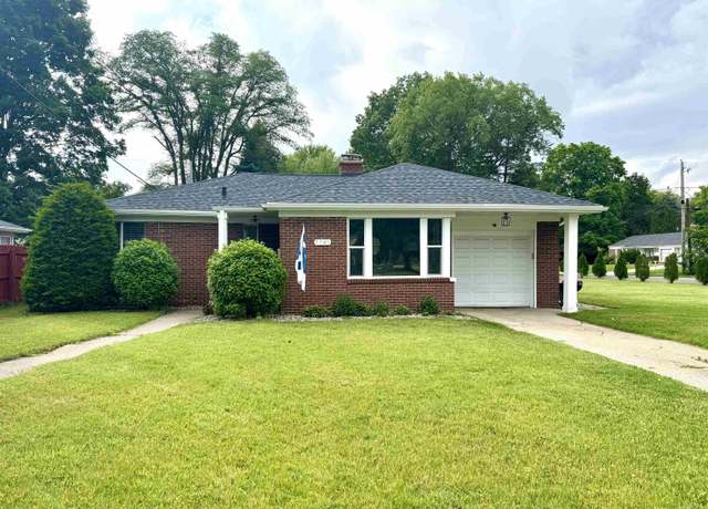 Property at 1741 Rockne Dr, South Bend, IN 46617, 3 beds, 1 bath