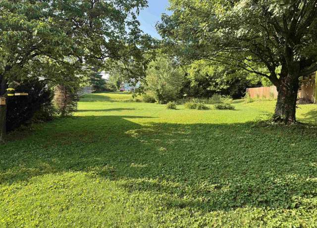 Property at 614 W Dixie St, Bloomington, IN 47403
