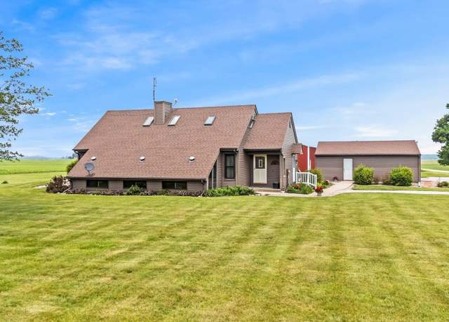 Property at 8554 S 450 W, South Whitley, IN 46787, 3 beds, 2 baths