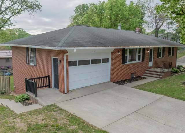 Property at 1101 Maxwell Ave, Monticello, IN 47960, 4 beds, 2.5 baths