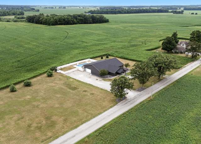 Property at 6511 W Cromwell Rd, Kimmell, IN 46760, 4 beds, 2.5 baths
