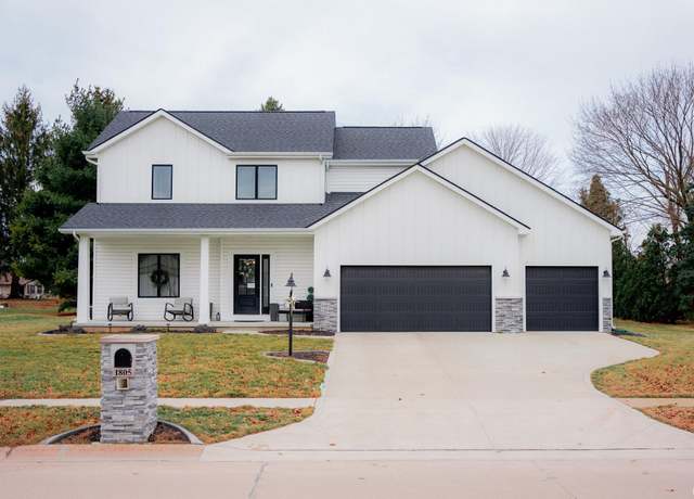 Property at 1805 Amberwood Dr, Goshen, IN 46526, 3 beds, 2.5 baths