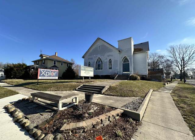Property at 316 N Main St, Churubusco, IN 46723, 4 beds, 1 bath