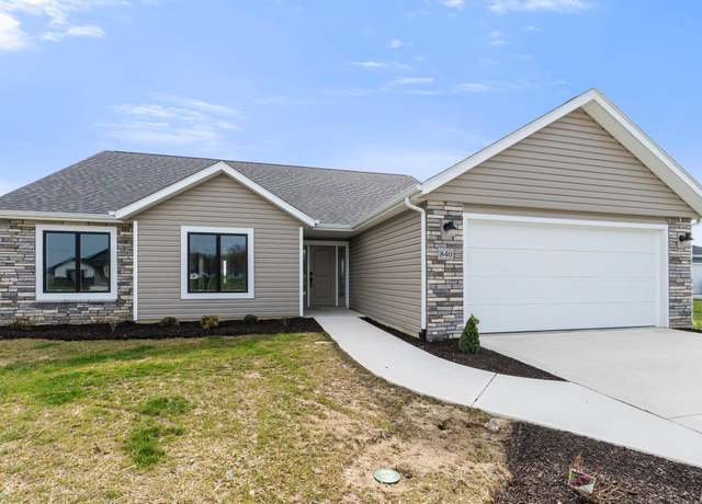 Property at 840 Zenos Blvd, Fort Wayne, IN 46818, 3 beds, 2 baths