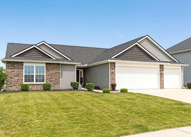 Property at 8272 Easthampton Blvd, Fort Wayne, IN 46835, 3 beds, 2 baths