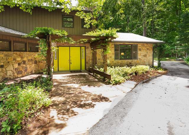 Property at 2630 N Russell Rd, Bloomington, IN 47408, 5 beds, 3.5 baths