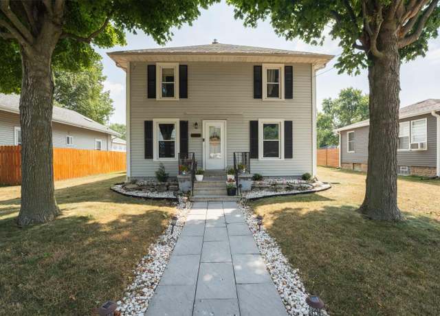 Property at 204 Chestnut St, Bristol, IN 46507, 4 beds, 2 baths