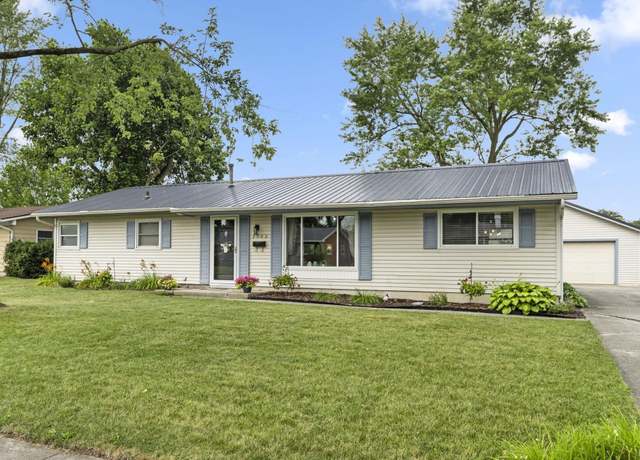 Property at 7522 Pinedale Dr, Fort Wayne, IN 46819, 3 beds, 2 baths