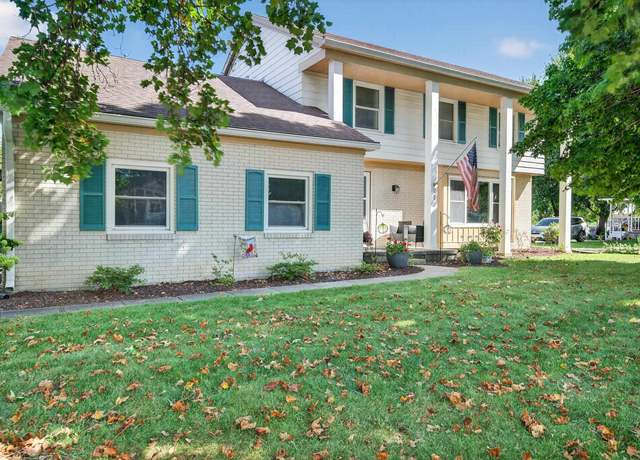 Property at 714 E Main St, Greentown, IN 46936, 4 beds, 2.5 baths