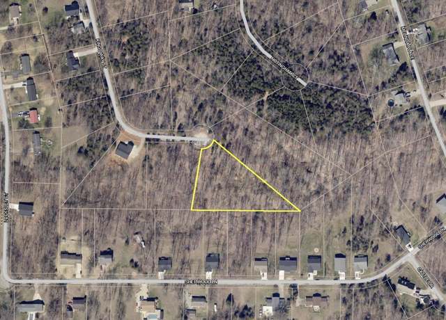 Property at 231 Kings Way Ct, Bedford, IN 47421
