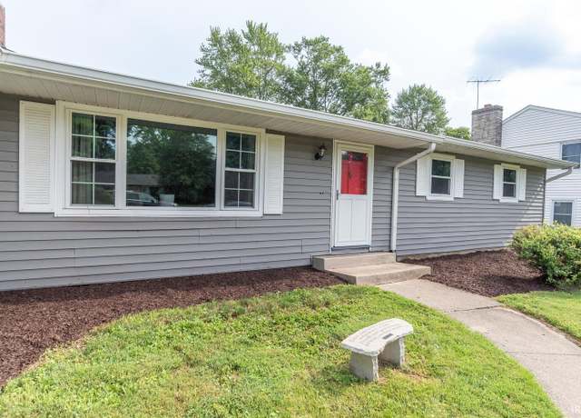 Property at 1701 E Arden Dr, Bloomington, IN 47401, 4 beds, 2.5 baths