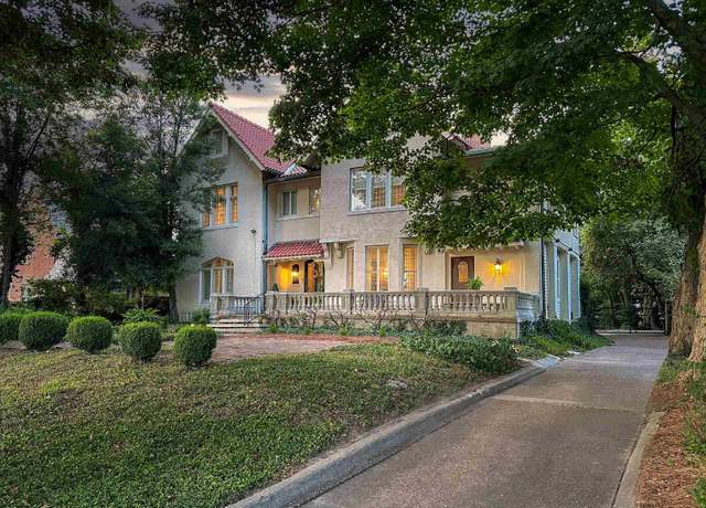 Property at 808 Sunset Ave, Evansville, IN 47713, 6 beds, 5 baths