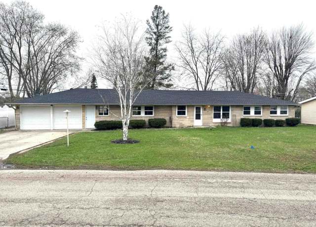 Property at 4107 N Glenwood Ave, Muncie, IN 47304, 4 beds, 1.5 baths