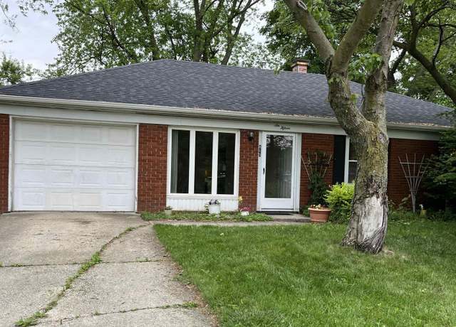 Property at 615 Springbrook Rd, Fort Wayne, IN 46825, 4 beds, 1.5 baths