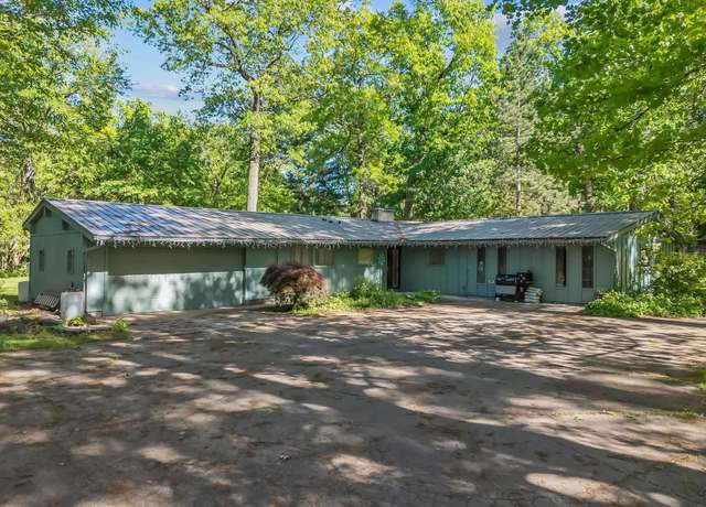 Property at 308 Gorham Rd, Goshen, IN 46526, 3 beds, 2 baths
