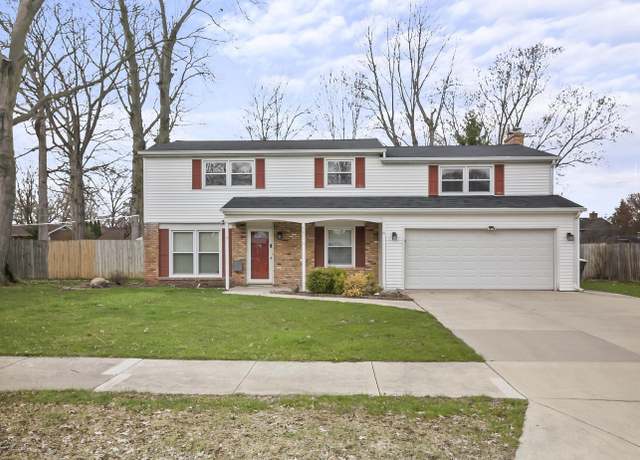 Property at 4031 Hedwig Dr, Fort Wayne, IN 46815, 6 beds, 3 baths